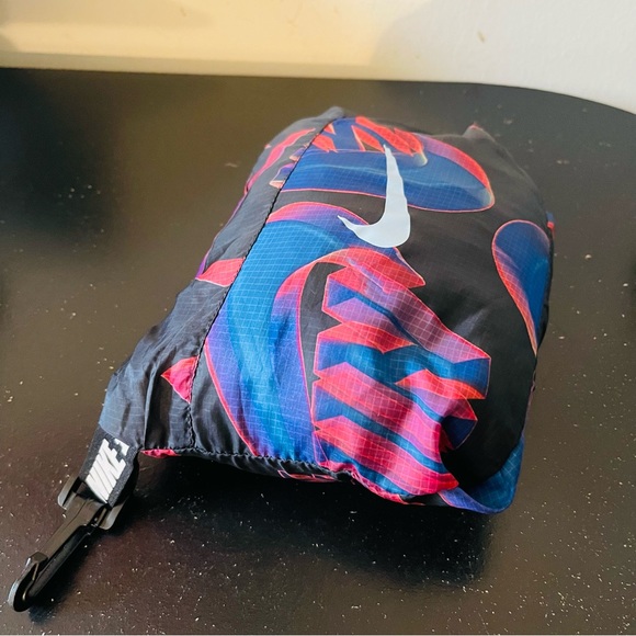 Nike Sportswear Tech Pack Big Boys Packable Jacket Size: XL - Picture 2 of 16